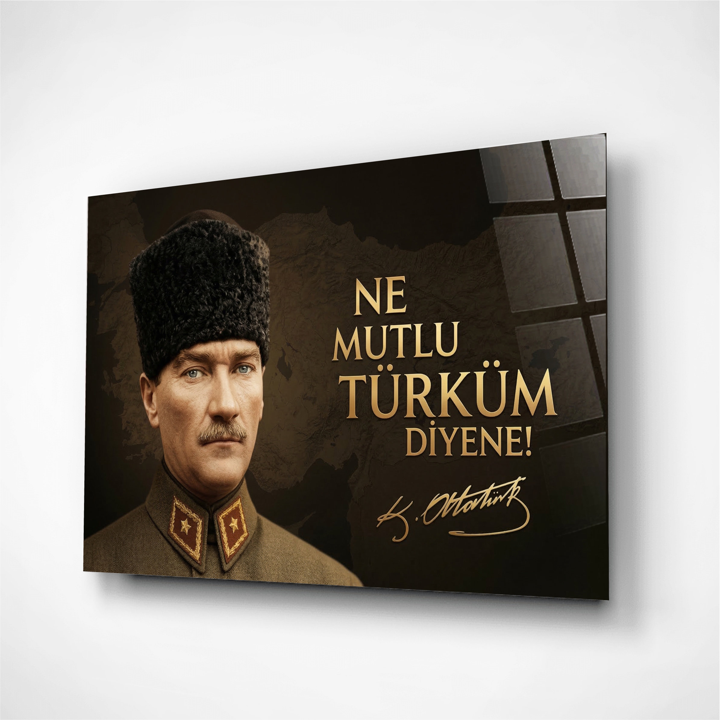 Atatürk Ne Mutlu Türküm Diyene Cam Tablo
